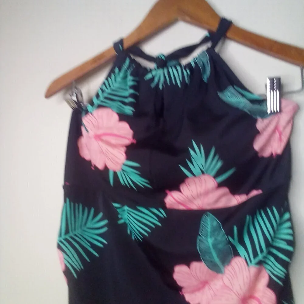 Crane Swimsuit Women XL One Piece Halter Floral Tropical Black Green Pink